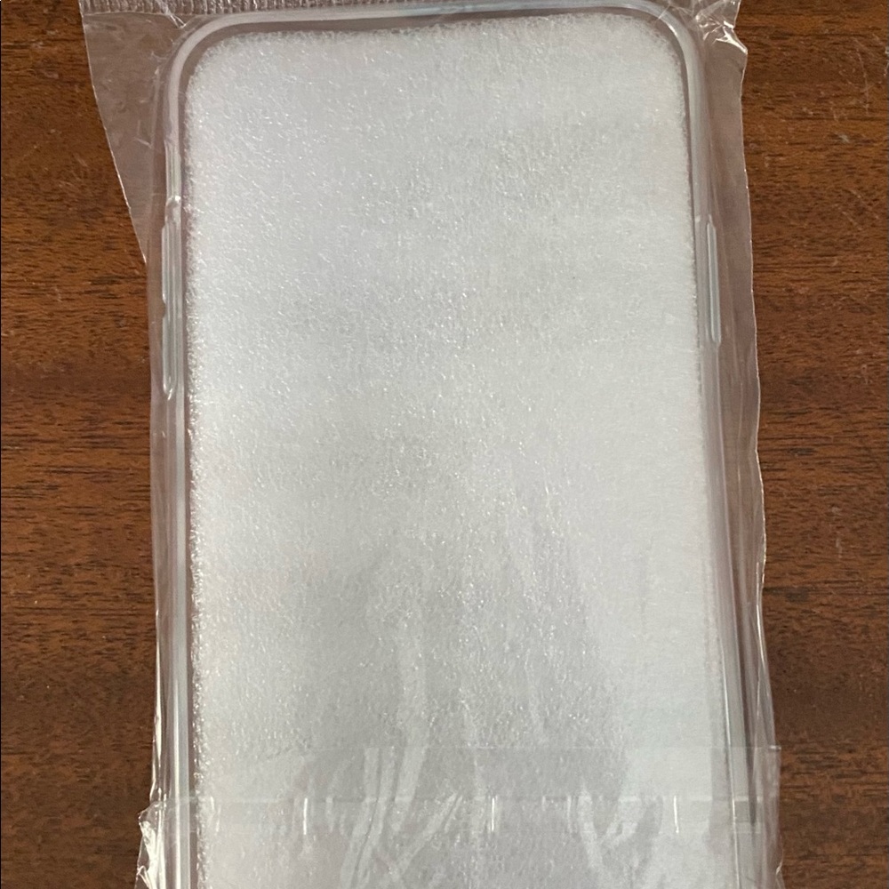 Apple iPhone 11 soft case 🌻 - Picture 2 of 3